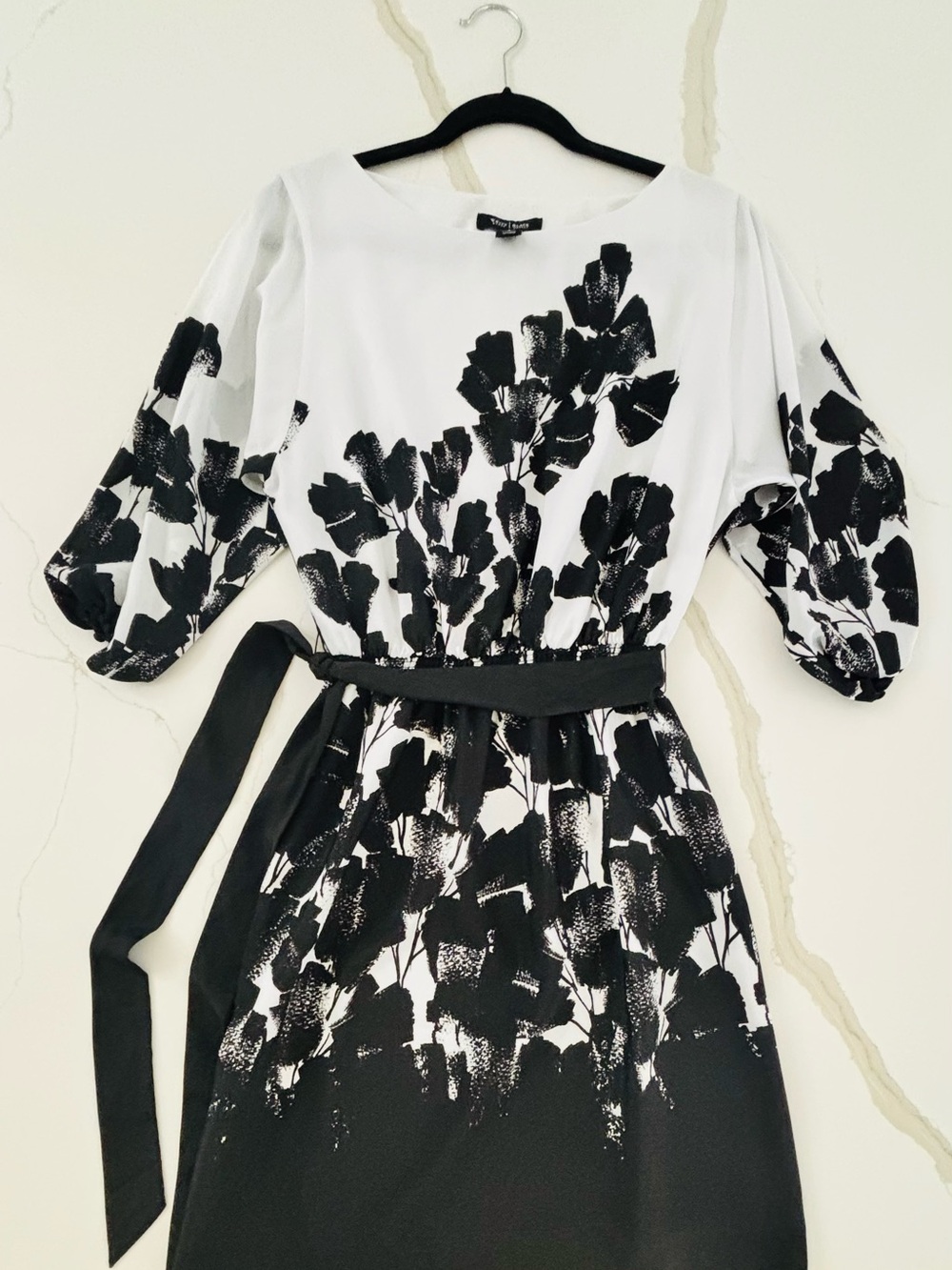 White House Black Market Black & White Floral-Silhouette Mini Dress